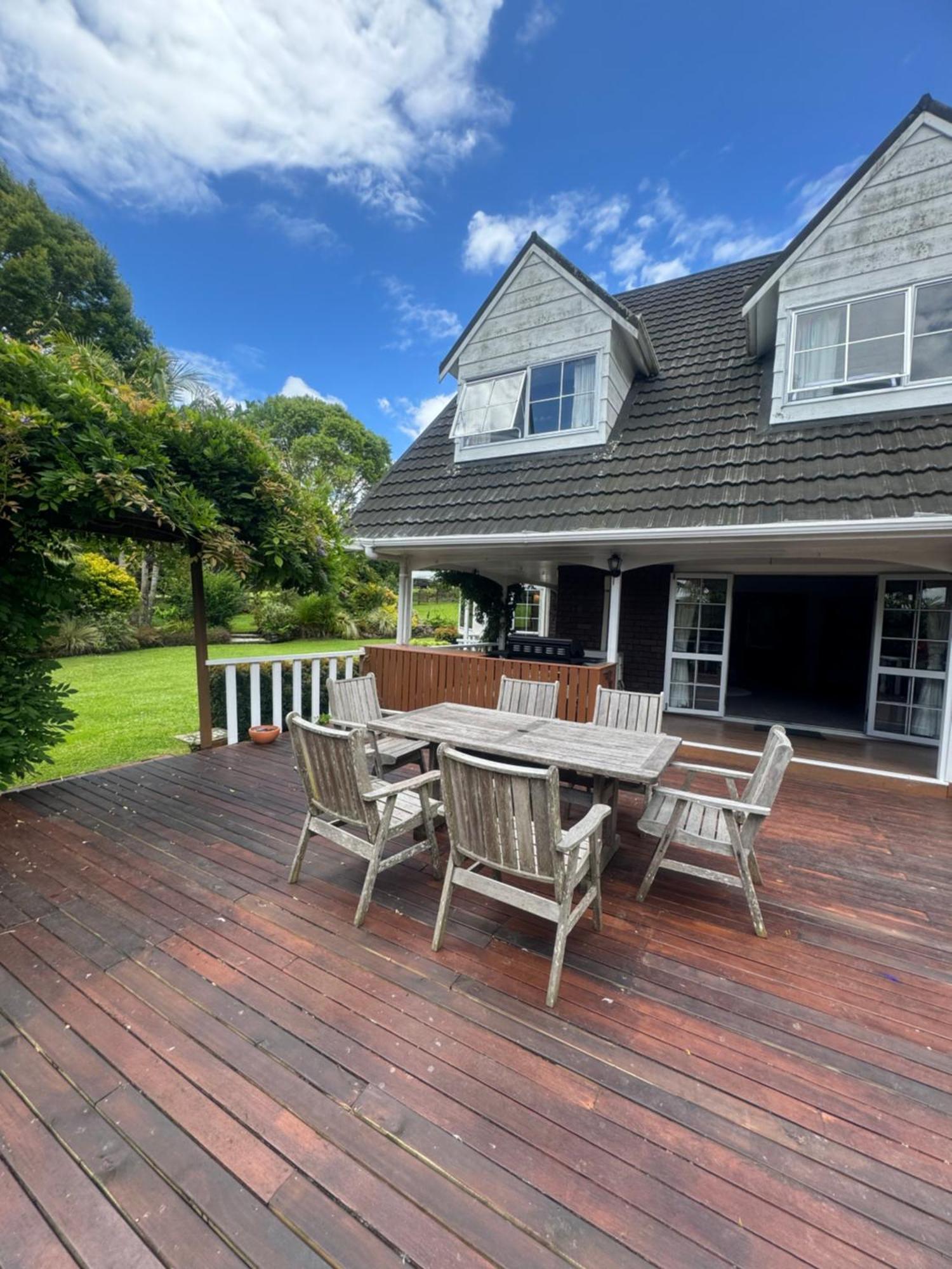 Horse Shoe Manor Paihia Exterior photo